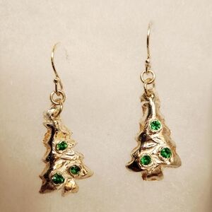 Fine Silver Emerald Christmas Tree Earrings
